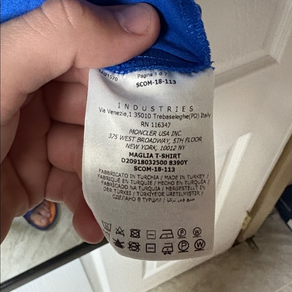 Moncler Royal Blue T-Shirt with Emblem - Picture 3 of 3